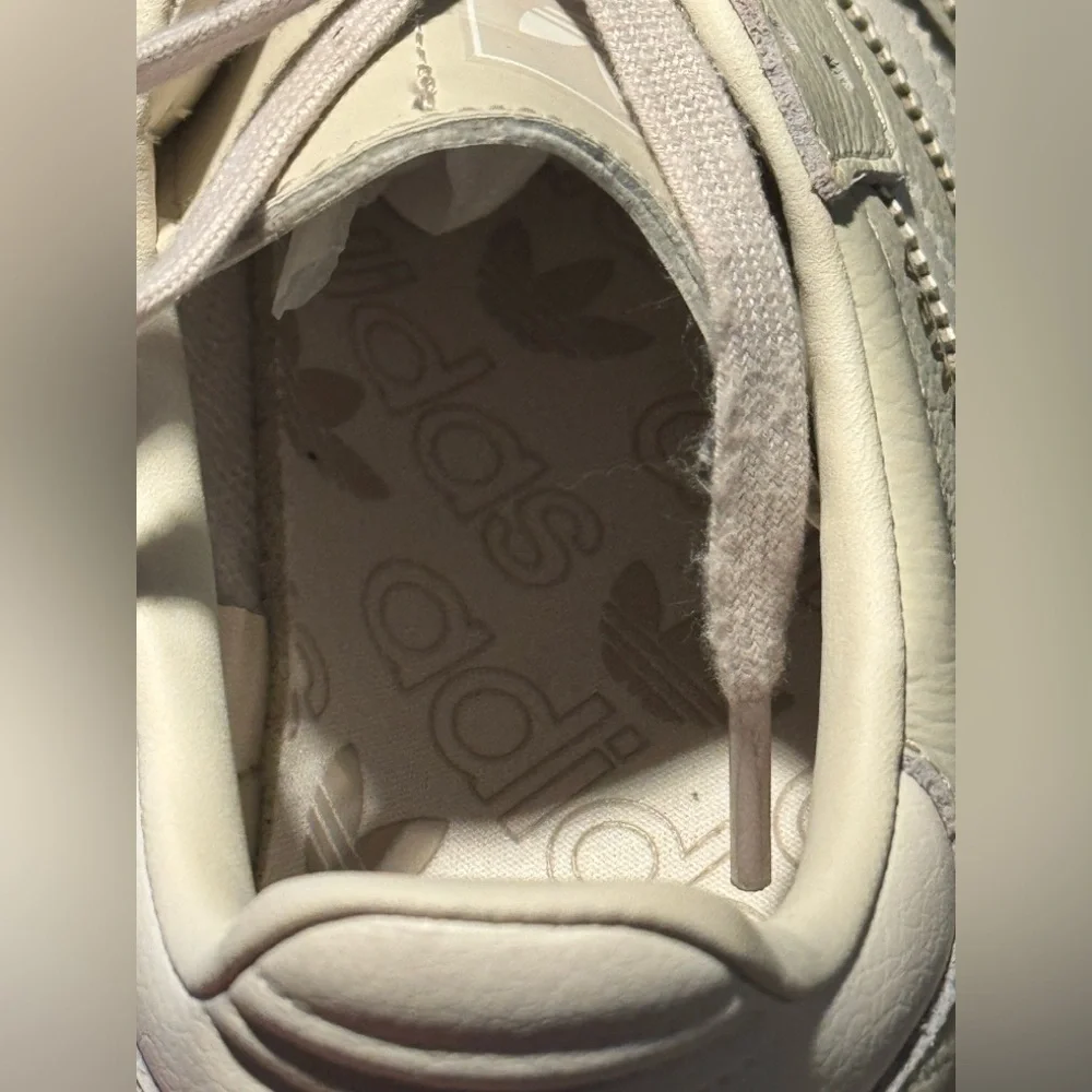 Adidas Samba Sneakers in Light Tan and Beige - Picture 9 of 17
